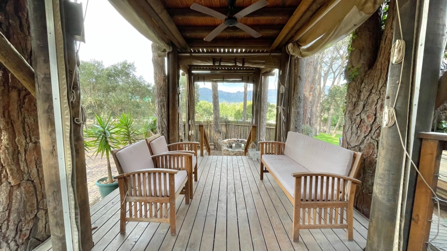 5 Bedroom Property for Sale in Somerset West Rural Western Cape